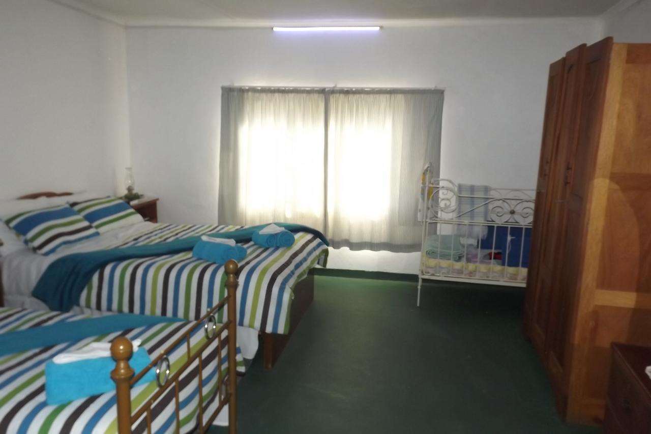 Verbe Farm Accommodation Kamieskroon Buitenkant foto